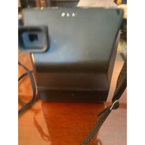 Camera - Picture 5 of 5